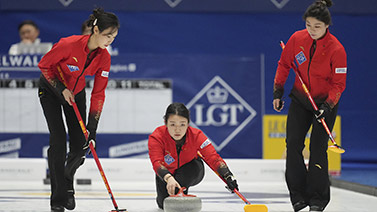 就像电影中 就像电影中